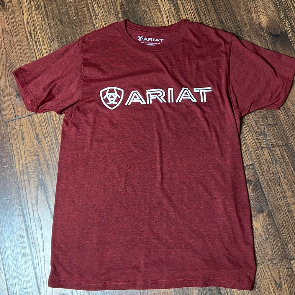 NEW Mens maroon Ariat shirt